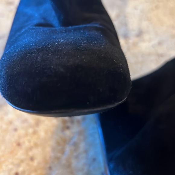 Louis Vuitton Black a suede Wedge Boots - Picture 9 of 10